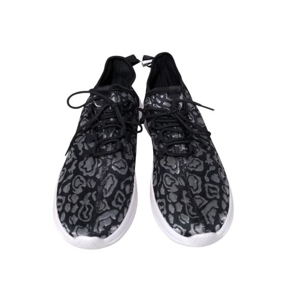 🎉[H215] Men's Shoes, Size 43 - Picture 2 of 7